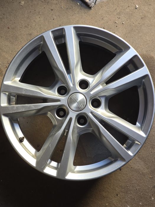 Диски колесные r17 5x114, 3 литые