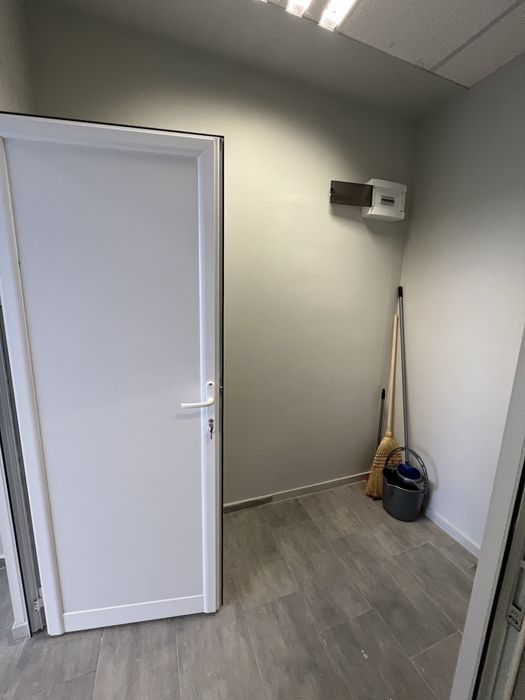 Дава се под наем Магазин в Пловдив, Христо Смирненски - 35 кв.м за 468.69 € - Снимка #3