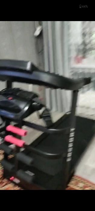 Продам беговую дорожку