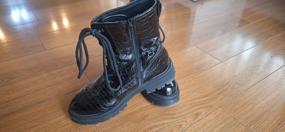 Bocanci dama negri de lac mărime 38