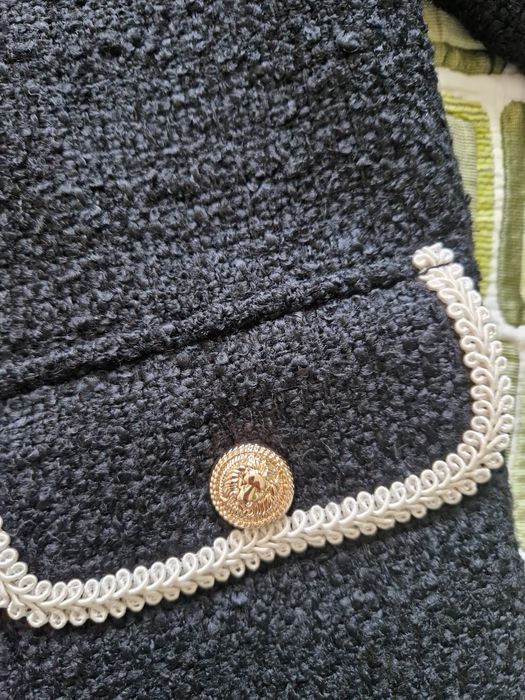 Стилно дамско сако