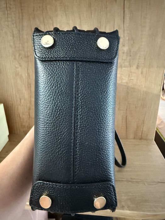 Vând geantă piele Michael Kors