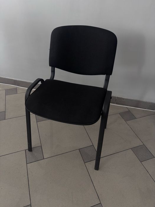 Продаются стулья офисные