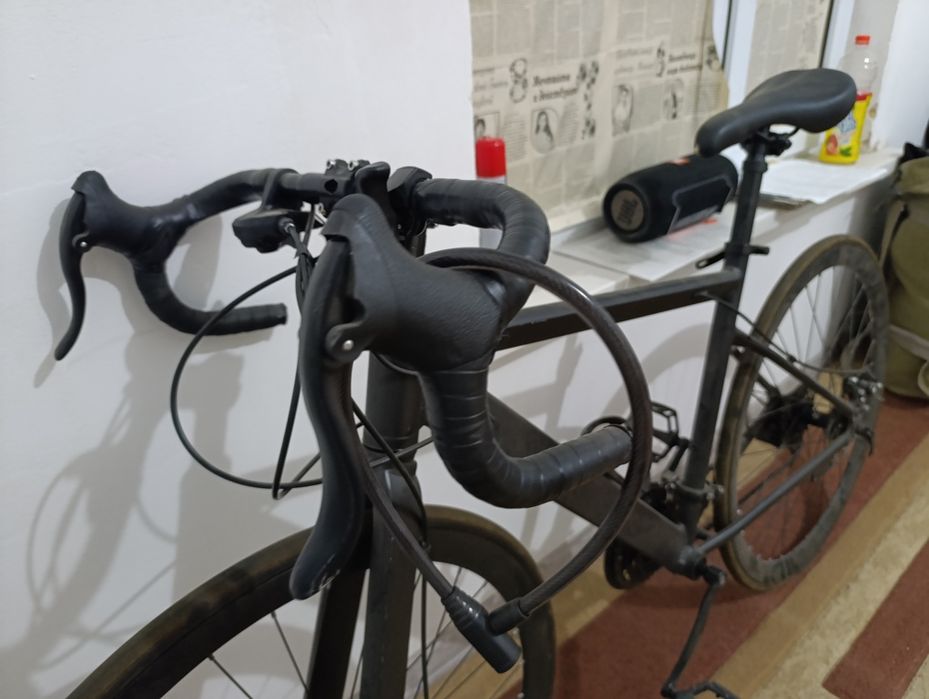 продам шоссейный велосипед,скидка будет