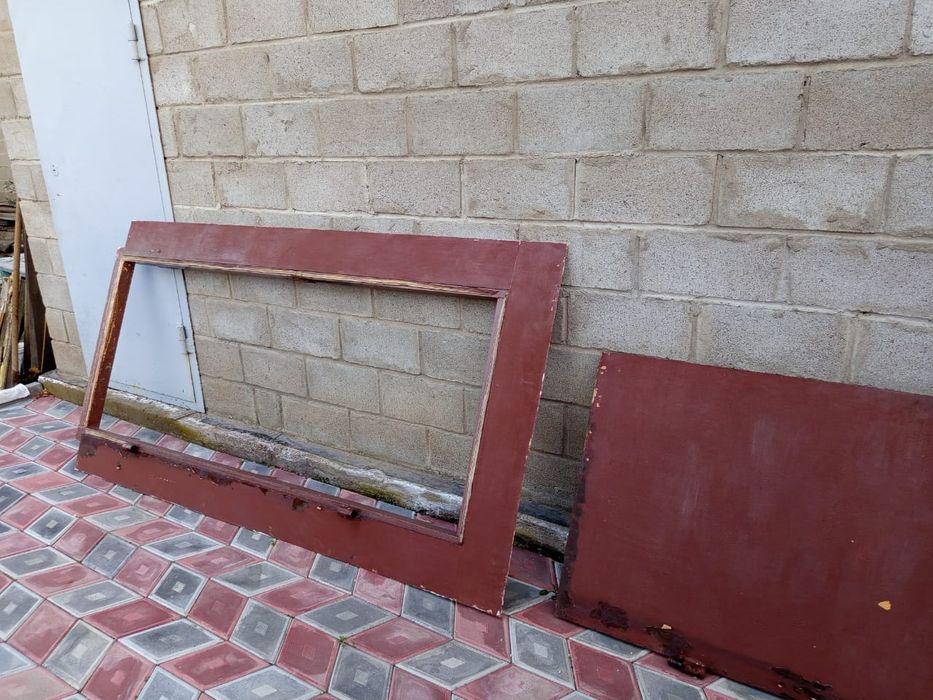 Металлическая дверь