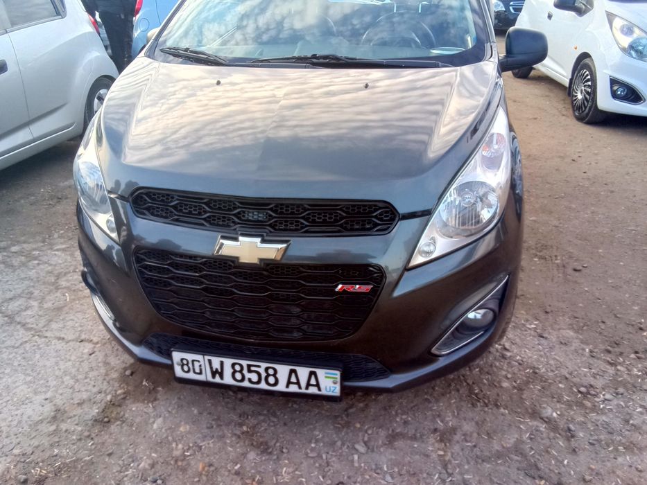 Машина нахаду узим Хайдап юрипман срочно сотилади 18йил метани бор 24й