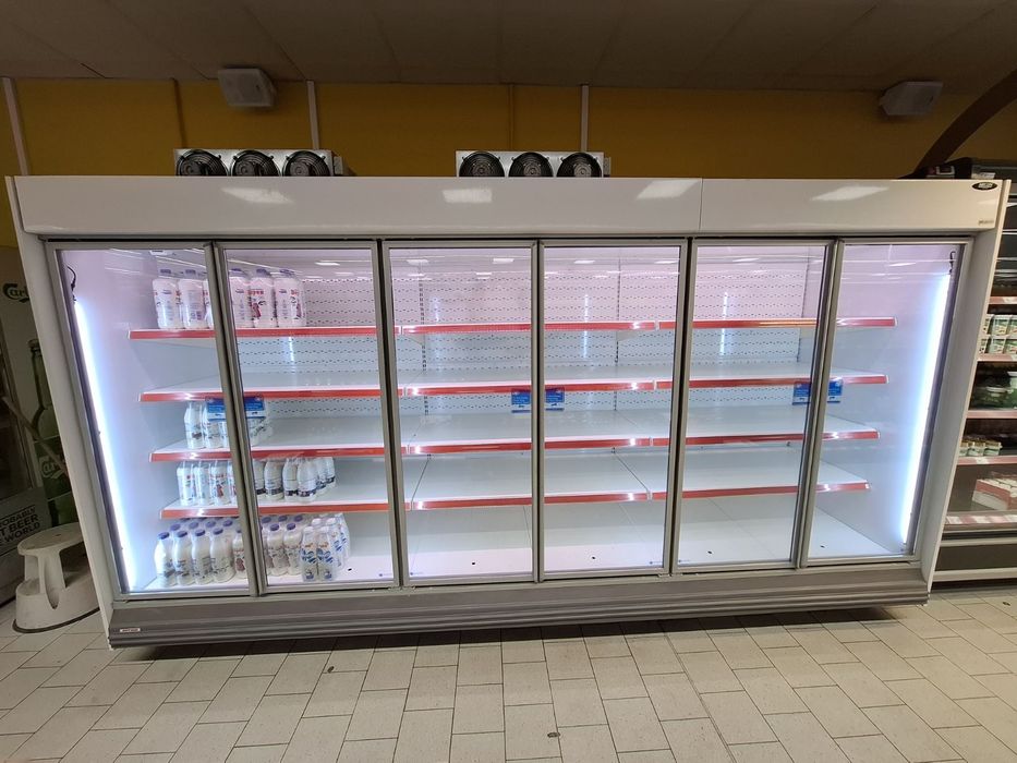 Крайстенна хладилна витрина Linde Monaxis с вграден хладилен агрегат