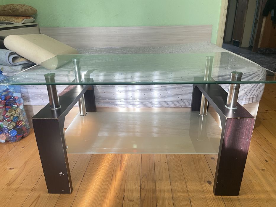 Холна маса- стъклена