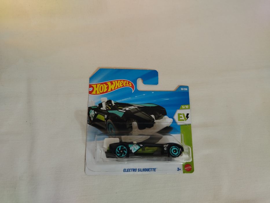 Hotwheels машинка TH
