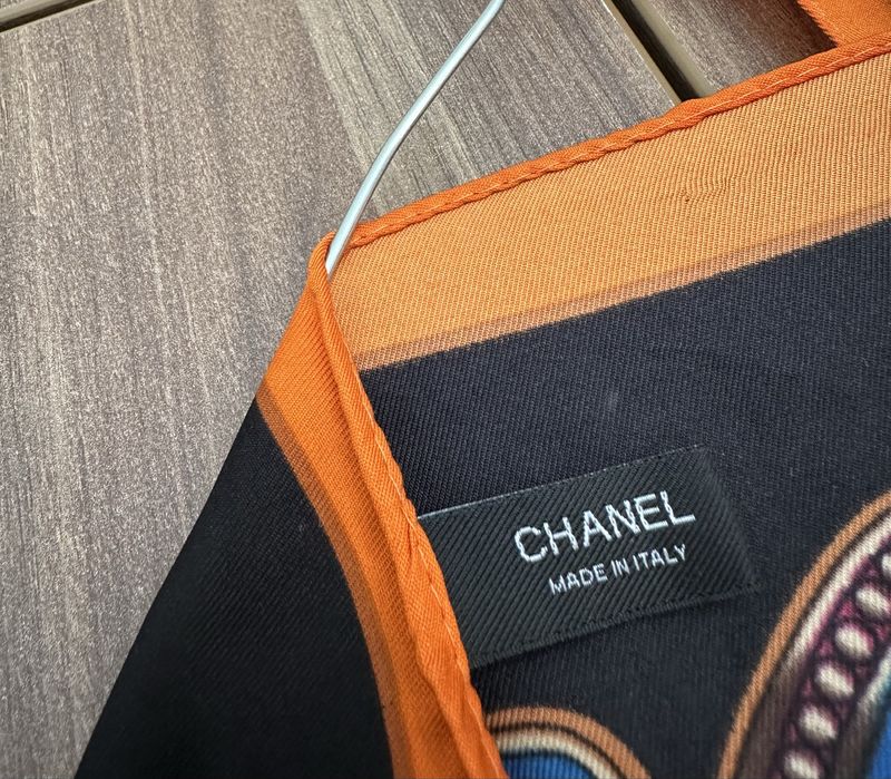 Копринен                           Шал