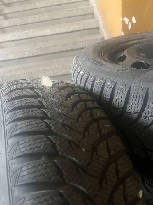 Зимни гуми с джанти 195/65/15