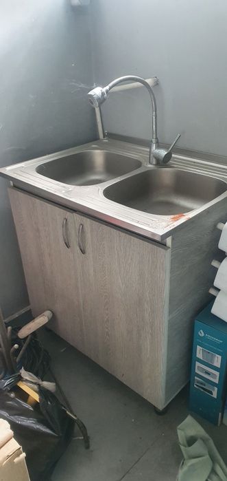 Mebel rakvina yengide kam ishlatilgan