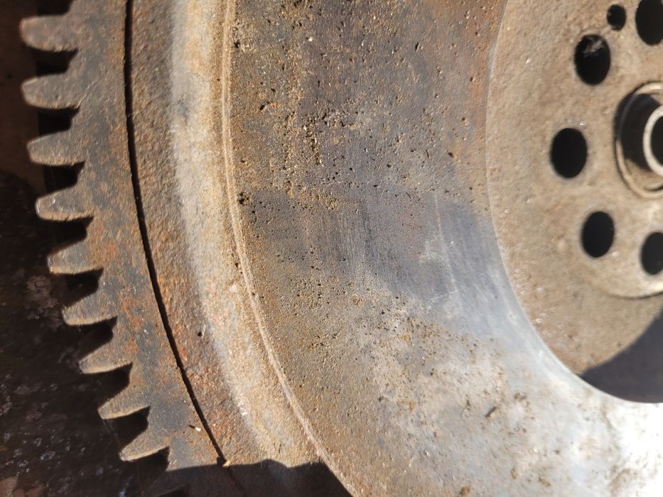 Продам сцепление исузу