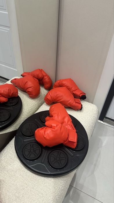 Музыкальный боксерский тренажёр