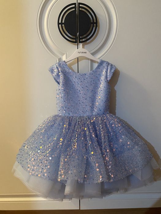 Платье детское шикарное