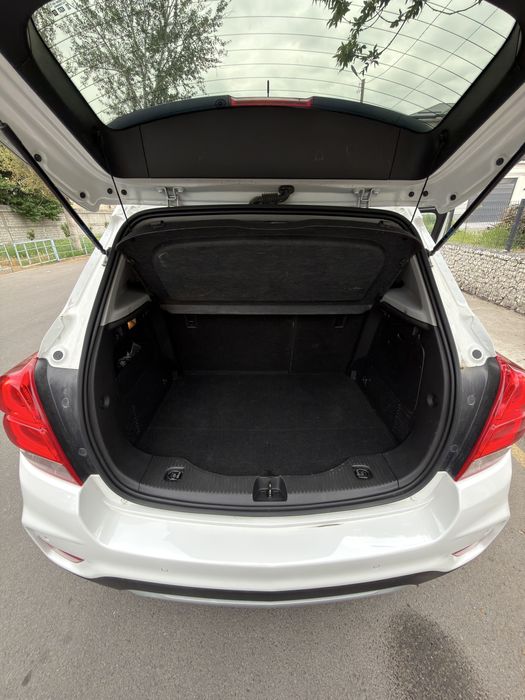 Chevrolet Tracker 2020 — 8