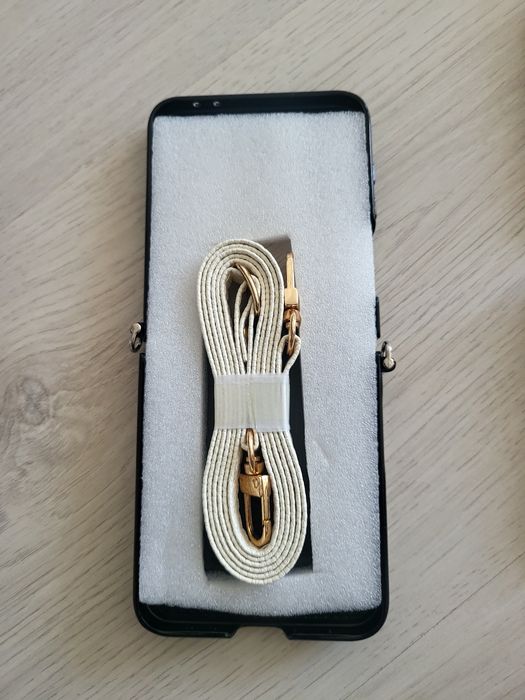 Чехлы на Samsung Galaxy Z Flip7Fe дешево