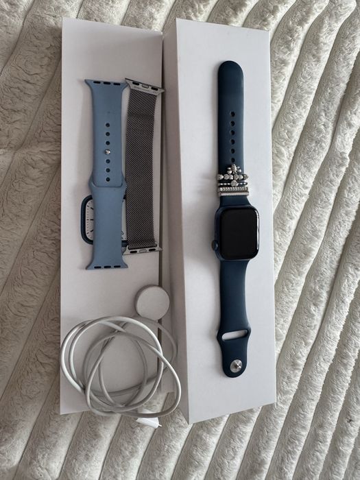 Apple Watch seria 7 41mm Blue aluminium case