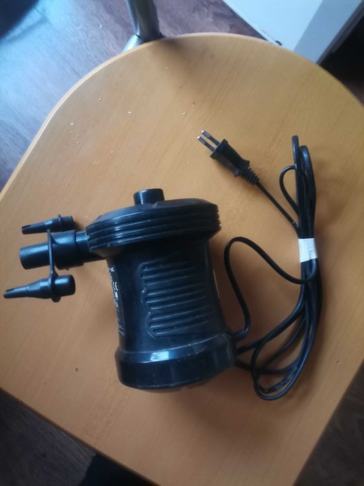 Помпа за надуваем дюшек