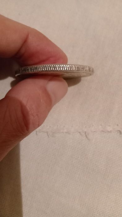 Серебряная монета