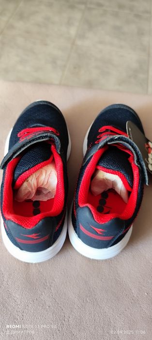 ЧИСТО нови маратонки!!!