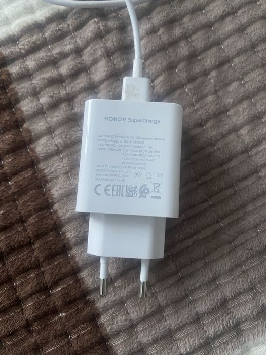 Продам телефон Honor X6c