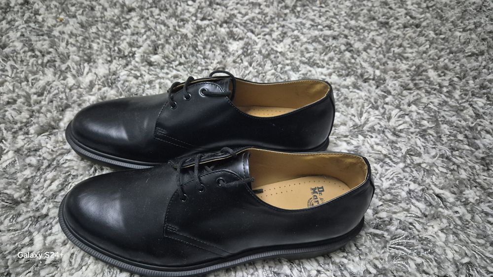 Pantof  airwair Dr.Martens