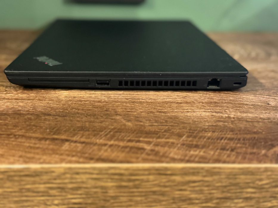 Лаптоп LENOVO THINKPAD T14 G1 AMD  14"/Ryzen 5 pro/16GB/256GB SSD/FHD