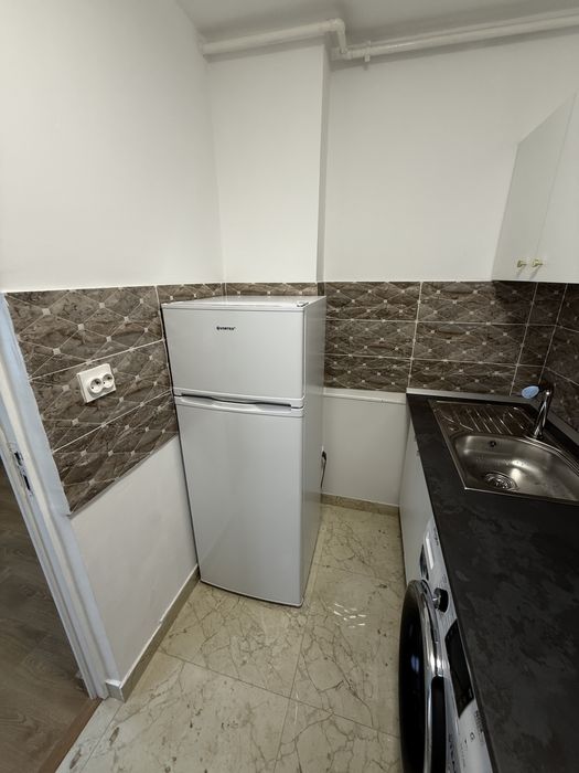 Inchiriez Garsoniera Centrala Aer Conditionat Propietar