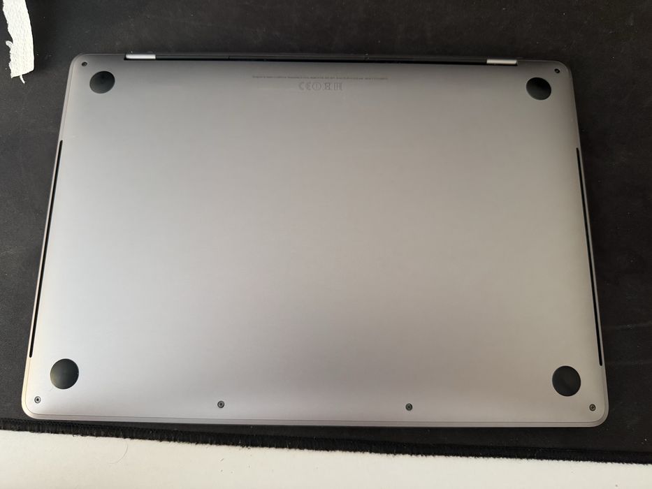 MacBook Pro 13 inch 2016 4 Thunderbolt 3 Ports