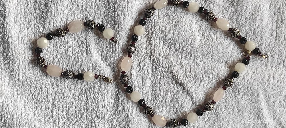 Набор украшений серьги, бусы, кулоны