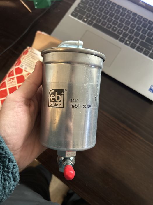 Горивен филтър Febi 100469