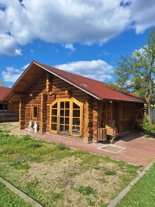 Vând cabană lemn rotund