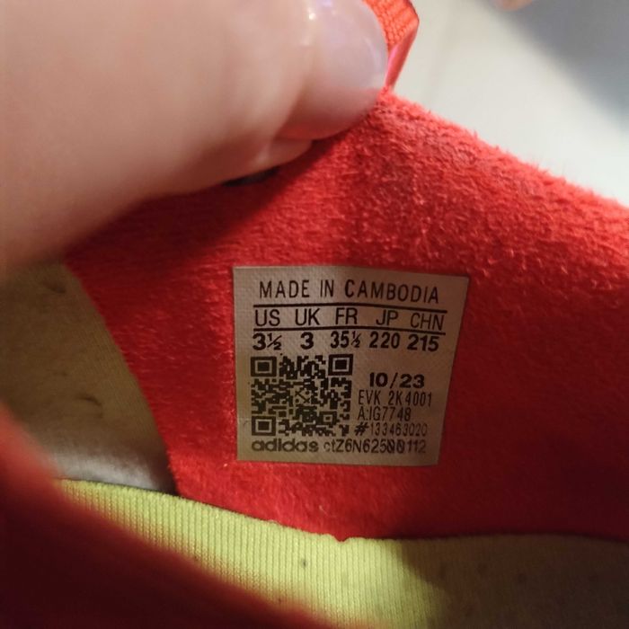 Бутонки за футбол adidas