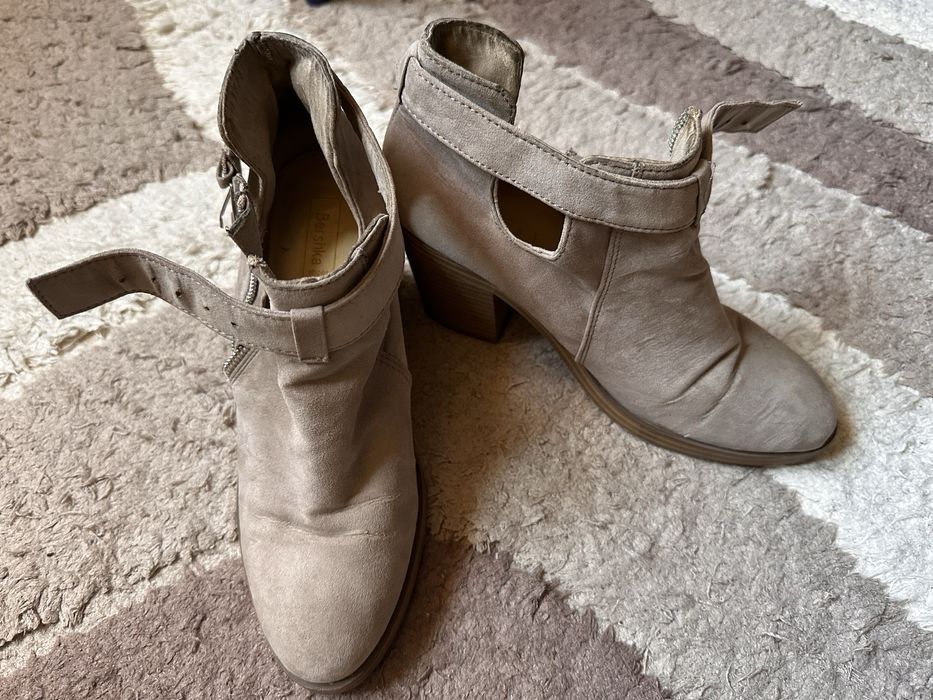 Ghete Bershka nr 36