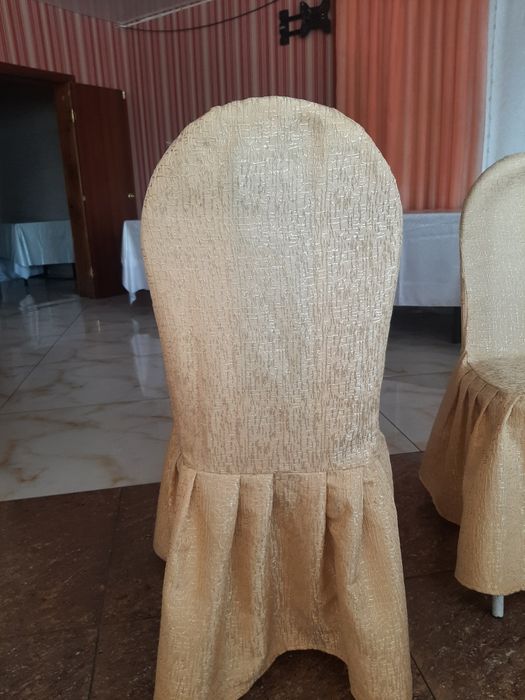 Продам накидки на стулья