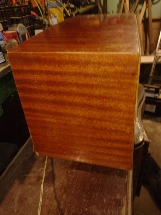 Vând / schimb Radio pe Lampi Electronica