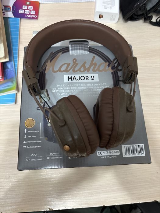 Наушники продам