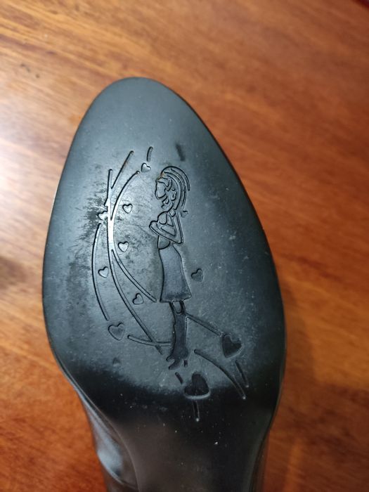 Туфли на каблуке