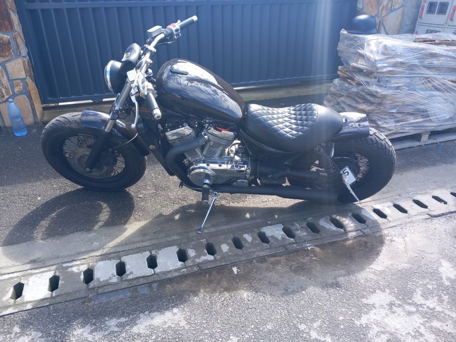 Vând SUZUKI intruder VS 800