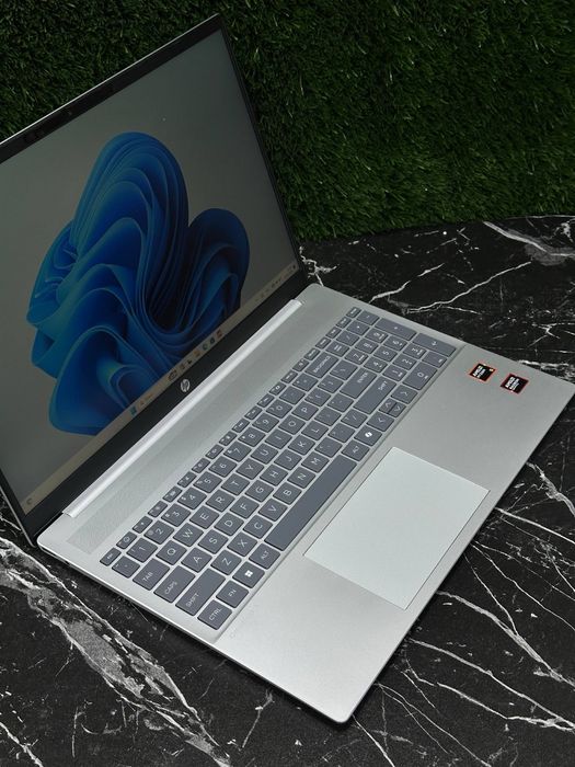 Kuchli  Noutbuk HP Omnibook 5