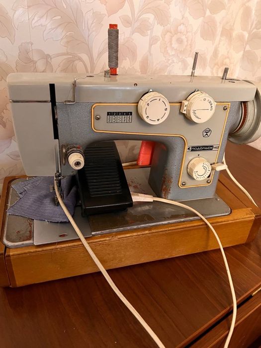 Швейная машинка