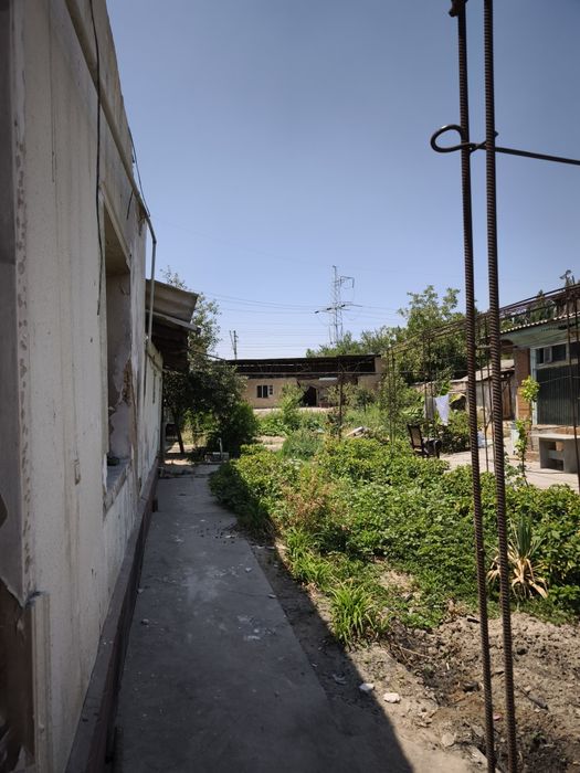 Yer narxida sotiladi umumiy maydoni 10 sotix