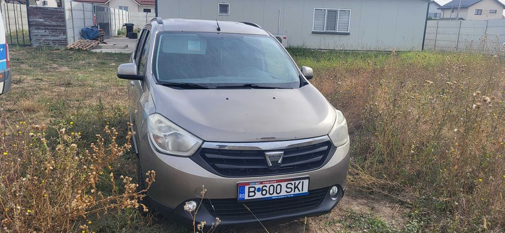 dacia lodgy an 2014 Euro 5 , motorina 7 locuri