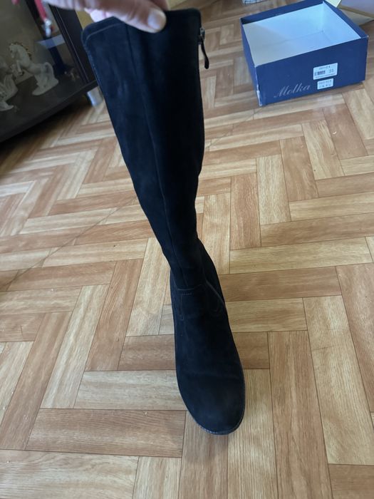 Продаю сапоги женские