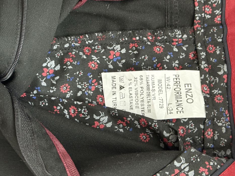 Pantaloni eleganti, barbati