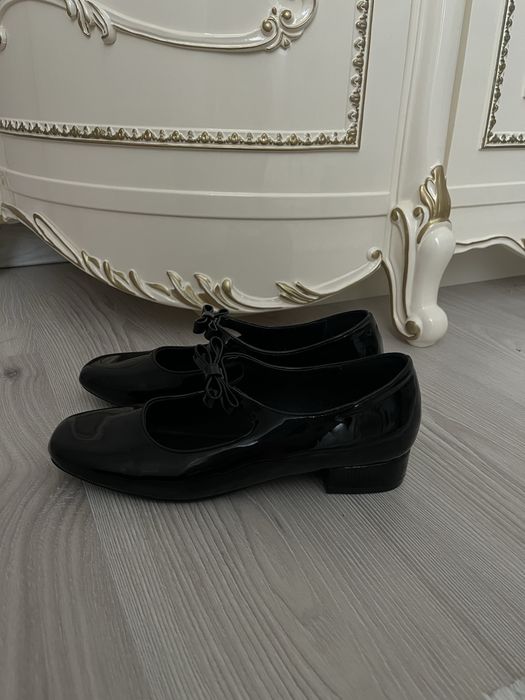 Балетка черная новая