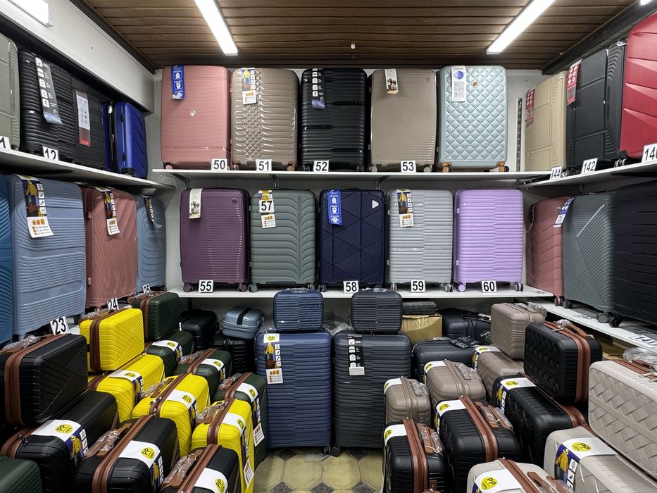 Дорожные чемоданы,сумки