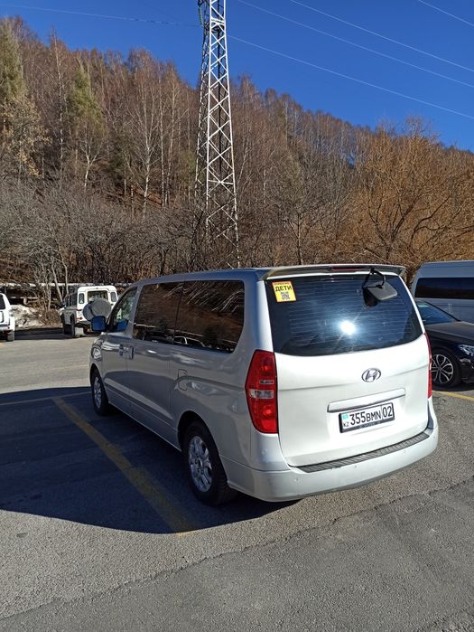 Hyundai grand starex