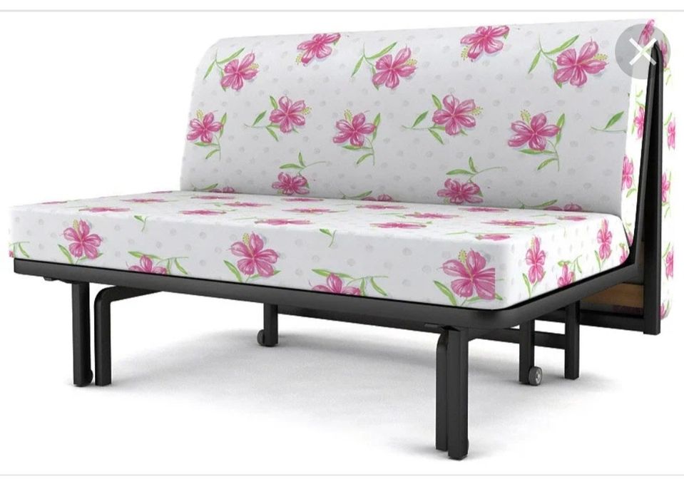 Продам диван на металлическом каркасе.